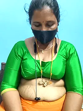 Snapshot of Tamil_Sweety chatting on 11-24-25, 07:36 Tamil Sweety online show from 11-24-25, 07:36