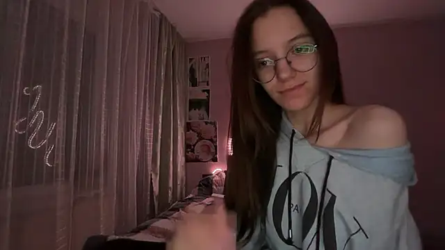 Snapshot of Vietero chatting on 07-24-26, 06:48 Vietero online show from 07-24-26, 06:48