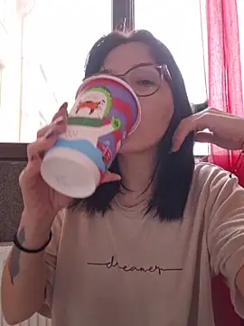 AllexyAle online show from 03-12-26, 05:34