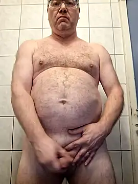 Snapshot of pettson72 chatting on 11-09-25, 09:02 pettson72 online show from 11-09-25, 09:02