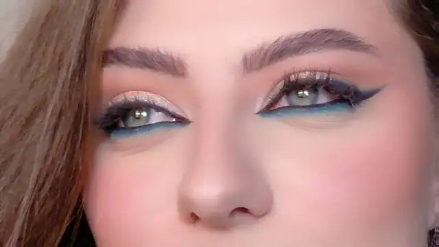 Sienna Voss online show from 01-15-26, 08:34