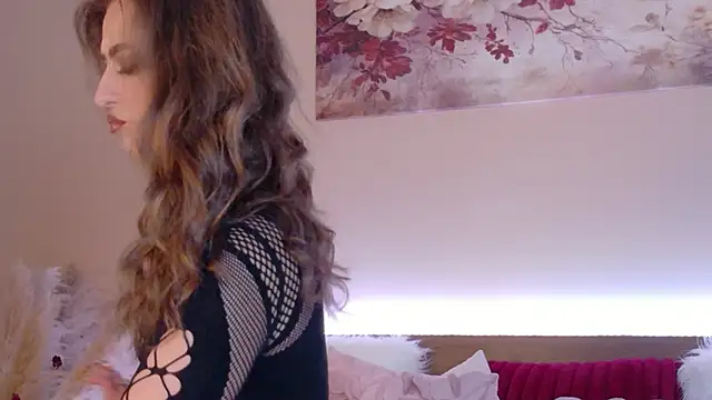 Snapshot of Sienna_Voss chatting on 06-04-26, 08:24 Sienna Voss online show from 06-04-26, 08:24
