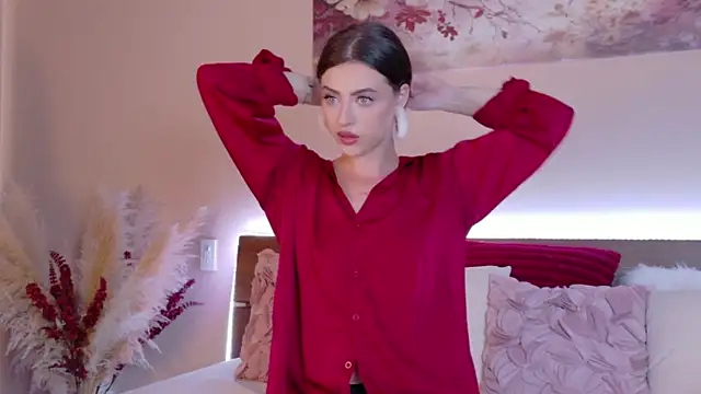 Snapshot of Sienna_Voss chatting on 05-10-26, 11:39 Sienna Voss online show from 05-10-26, 11:39