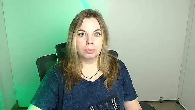 Jessica Amore online show from 10-13-25, 05:53