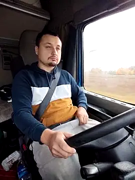 Snapshot of Amberdual chatting on 10-30-25, 06:34 Amberdual online show from 10-30-25, 06:34