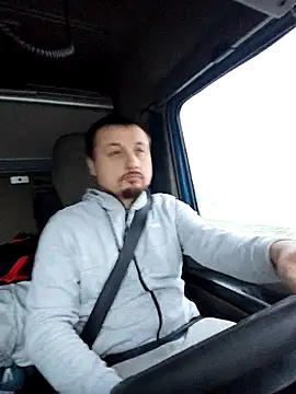 Snapshot of Amberdual chatting on 12-02-25, 06:48 Amberdual online show from 12-02-25, 06:48