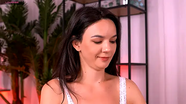 Snapshot of AdelleVixen chatting on 09-09-25, 03:49 AdelleVixen online show from 09-09-25, 03:49