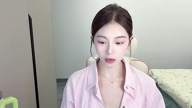Cookie-oo online show from 10-08-25, 12:17