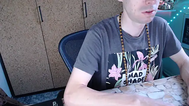 sakiramissy online show from 12-16-25, 07:34