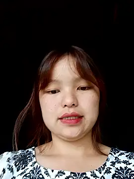 Snapshot of XoiXoi232 chatting on 09-12-25, 03:28 XoiXoi232 online show from 09-12-25, 03:28