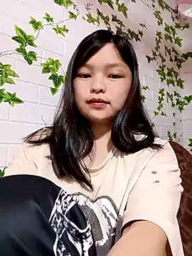 XoiXoi232 online show from 04-09-26, 01:29