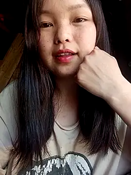 XoiXoi232 online show from 04-08-26, 02:35