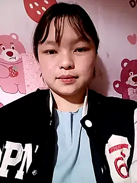 XoiXoi232 online show from 11-12-25, 03:21