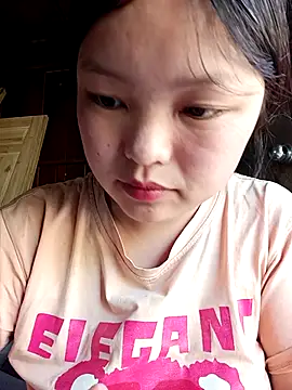 XoiXoi232 online show from 04-12-26, 01:20