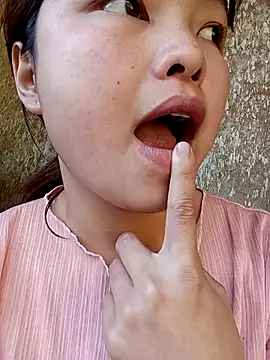 XoiXoi232 online show from 11-30-25, 08:26