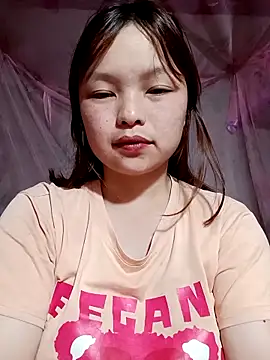 Snapshot of XoiXoi232 chatting on 09-23-25, 02:13 XoiXoi232 online show from 09-23-25, 02:13