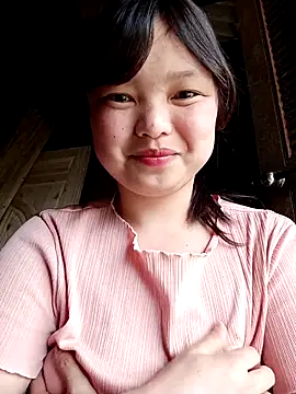 XoiXoi232 online show from 03-25-26, 08:35