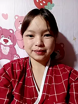 Snapshot of XoiXoi232 chatting on 10-09-25, 01:06 XoiXoi232 online show from 10-09-25, 01:06