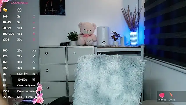  Jenniyah  online show from 11-27-25, 04:46