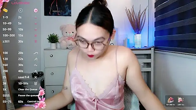  Jenniyah  online show from 12-03-25, 04:46