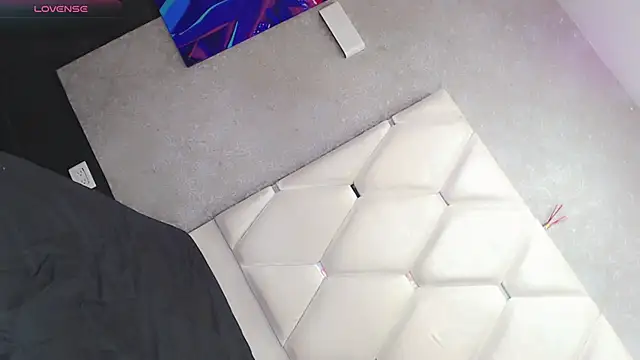 Milla Star  online show from 10-05-25, 01:13