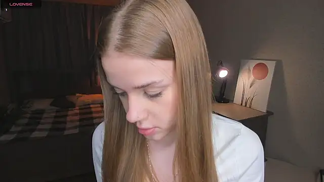 OdellaFrake online show from 11-21-25, 07:35