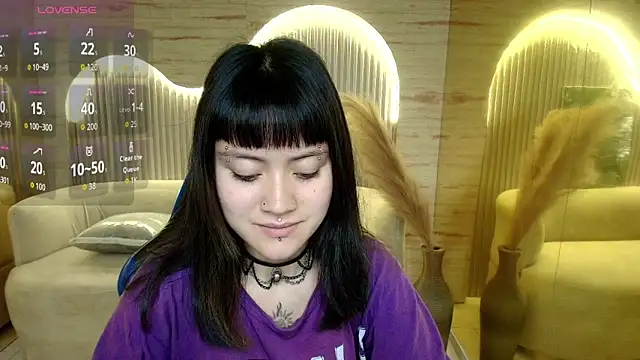 Snapshot of tasty_morita_r chatting on 10-18-25, 01:02 tasty morita r online show from 10-18-25, 01:02