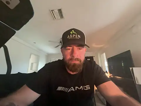 Snapshot of biggdickbandit92 chatting on 06-03-26, 01:56 biggdickbandit92 online show from 06-03-26, 01:56