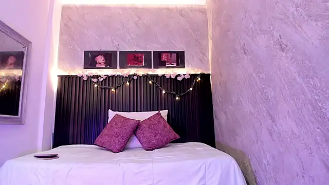 dark  nymph online show from 09-24-25, 11:50