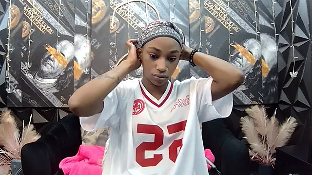 Lilmisbaddyxxx online show from 10-13-25, 06:09