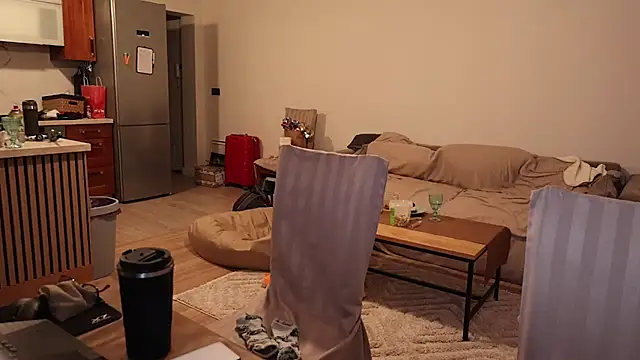 Tanywish online show from 11-28-25, 03:17