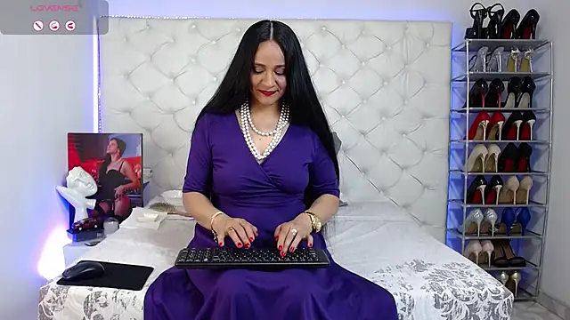 yury m2  online show from 10-17-25, 03:21