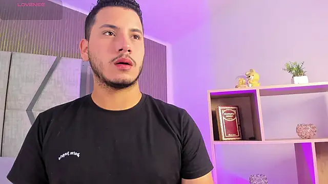 Axel grey  online show from 03-10-26, 12:42