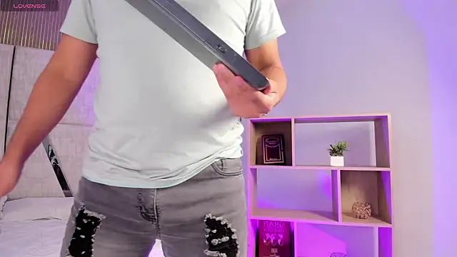 Axel grey  online show from 02-26-26, 12:49