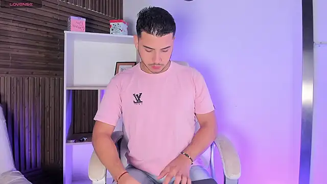 Axel grey  online show from 11-20-25, 12:17