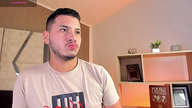 Axel grey  online show from 04-10-26, 12:45