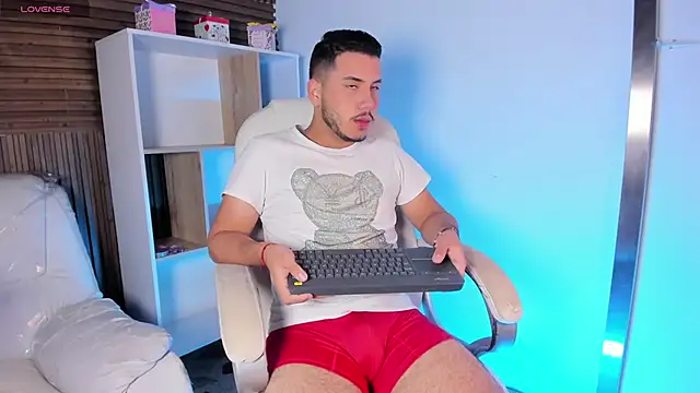 Axel grey  online show from 09-28-25, 12:56