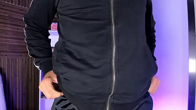 Axel grey  online show from 11-28-25, 12:05