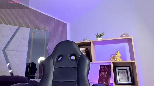 Axel grey  online show from 04-03-26, 12:44