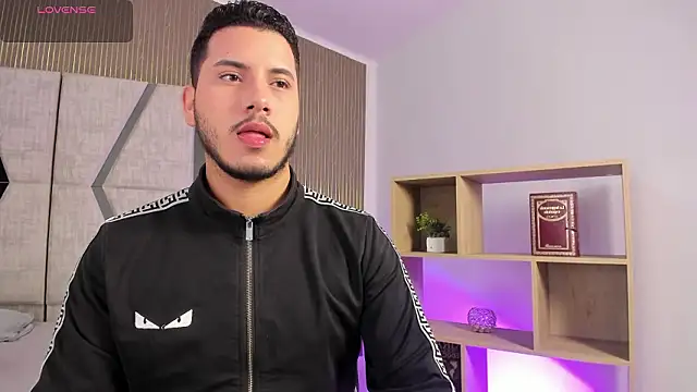 Axel grey  online show from 02-15-26, 12:37