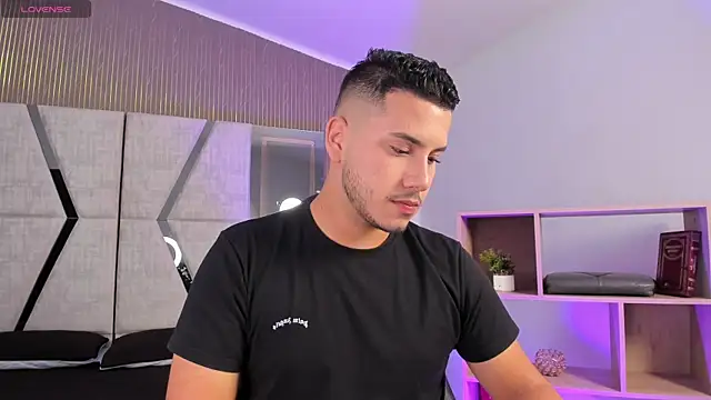 Axel grey  online show from 02-19-26, 12:46