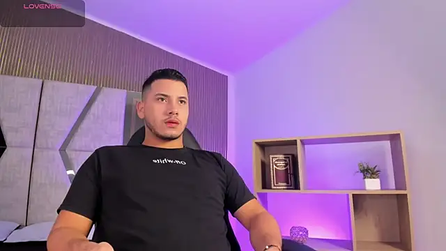 Axel grey  online show from 02-21-26, 12:40