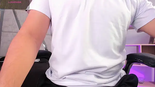 Axel grey  online show from 02-20-26, 12:51