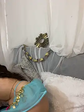  Amatista Fire online show from 12-16-25, 01:37