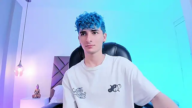 JaydenVillalobos online show from 10-07-25, 03:02