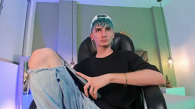 JaydenVillalobos online show from 09-15-25, 09:04