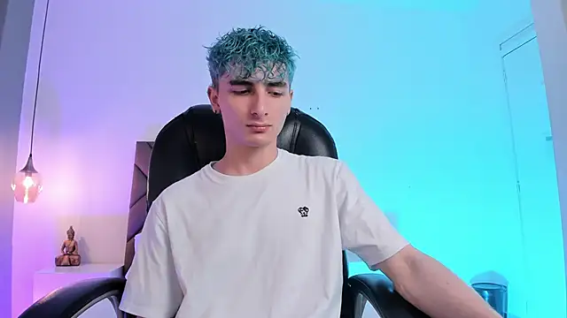 JaydenVillalobos online show from 10-05-25, 12:18