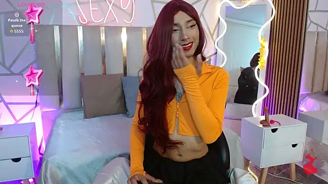 CYRUS TAY online show from 12-14-25, 07:52