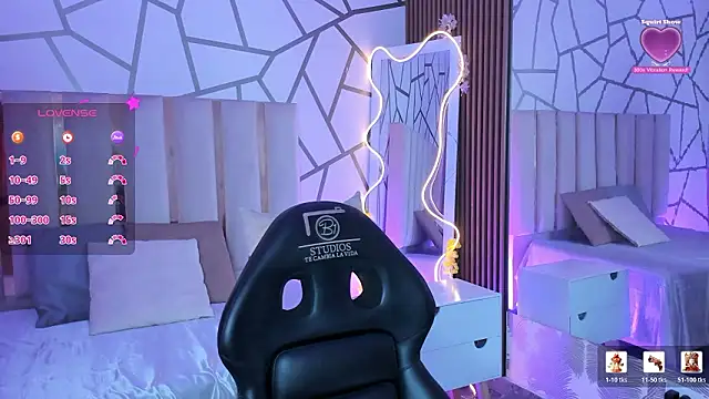 CYRUS TAY online show from 03-28-26, 12:06