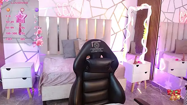 CYRUS TAY online show from 12-02-25, 01:57